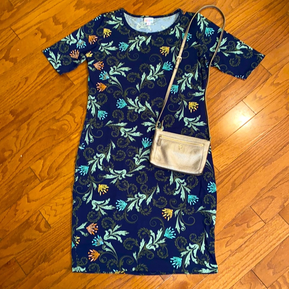 Women’s LuLaRoe Beautiful Floral Julia Dress - XL